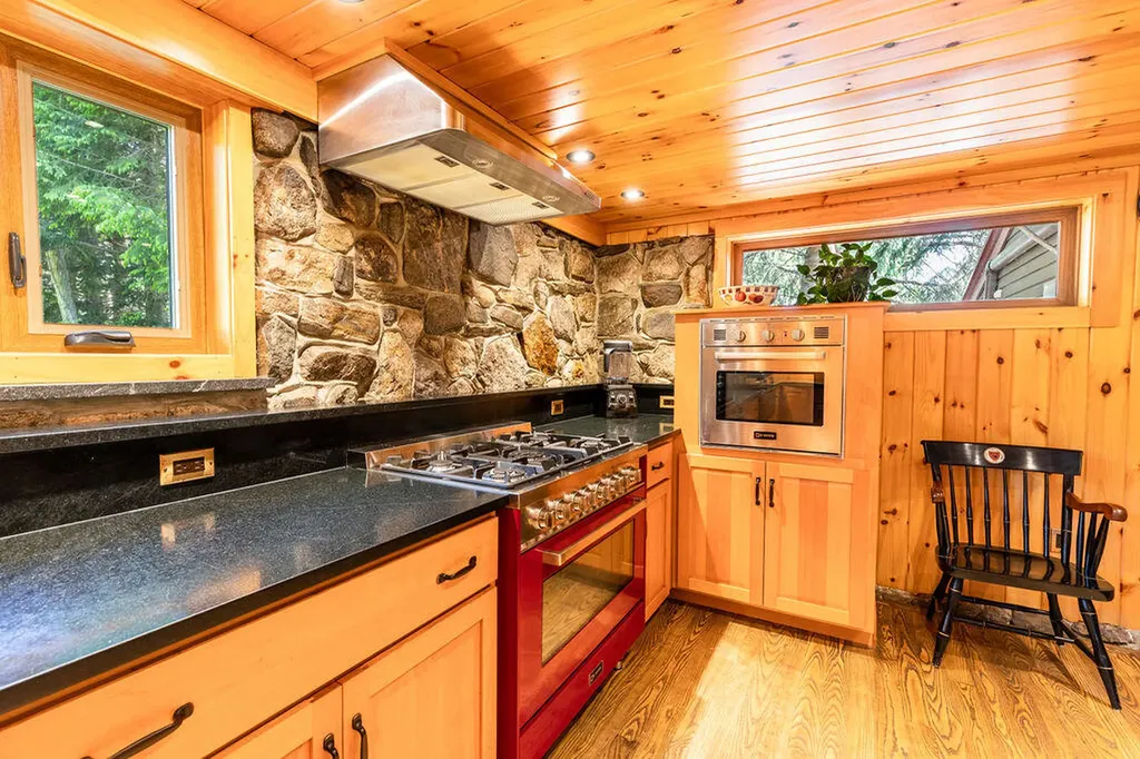 445 North Hill Road Buckfield ME 04220
