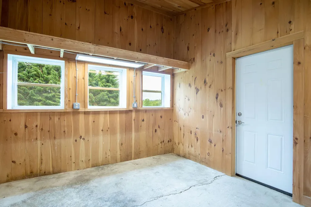 445 North Hill Road Buckfield ME 04220