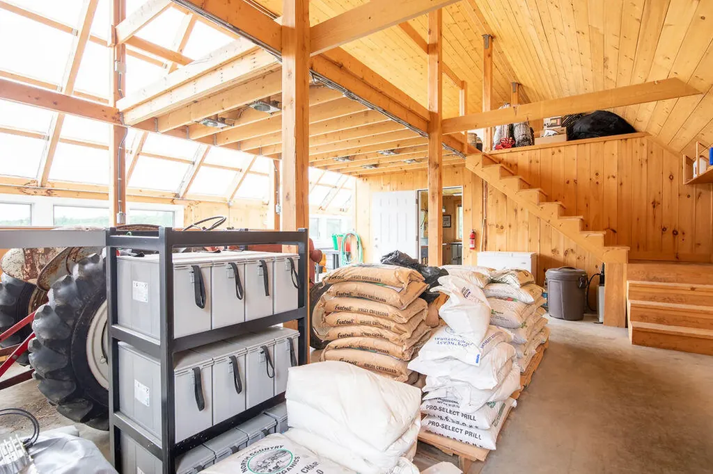 445 North Hill Road Buckfield ME 04220