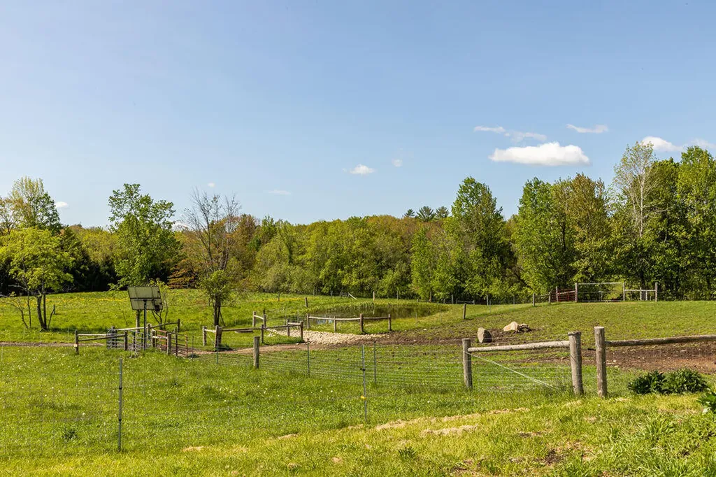 445 North Hill Road Buckfield ME 04220