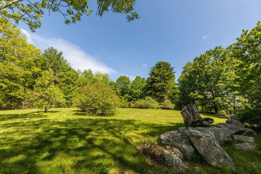 445 North Hill Road Buckfield ME 04220