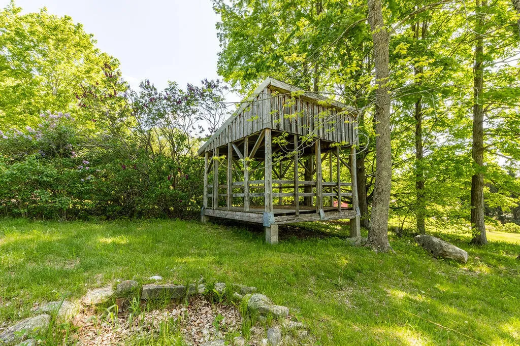 445 North Hill Road Buckfield ME 04220