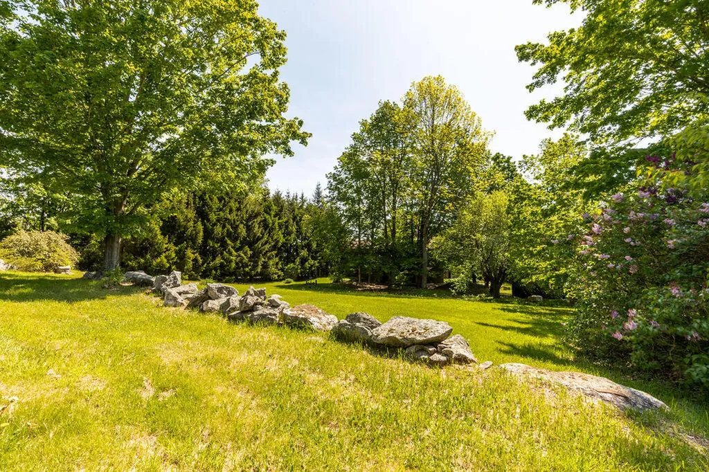 445 North Hill Road Buckfield ME 04220