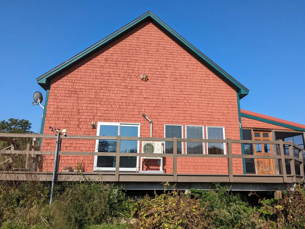 26 Fisher Road Winterport ME 04496