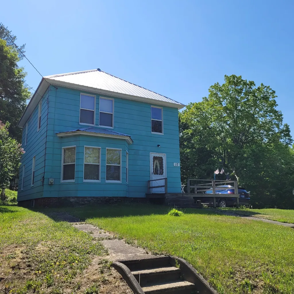 17 Kent Drive Wilton ME 04294