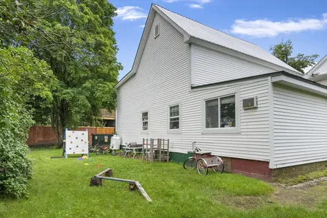 28 Winter Street Norway ME 04268