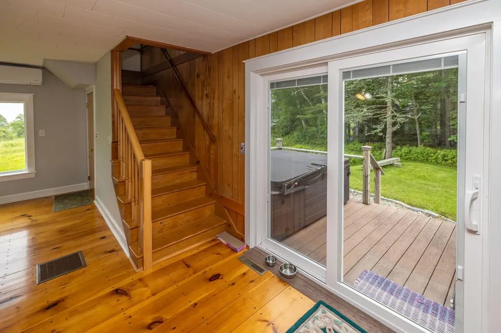 2597 Atlantic Highway Lincolnville ME 04849