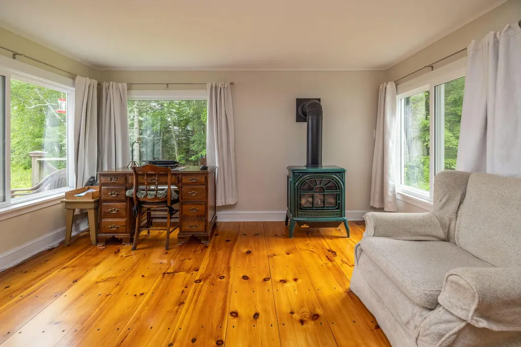 2597 Atlantic Highway Lincolnville ME 04849