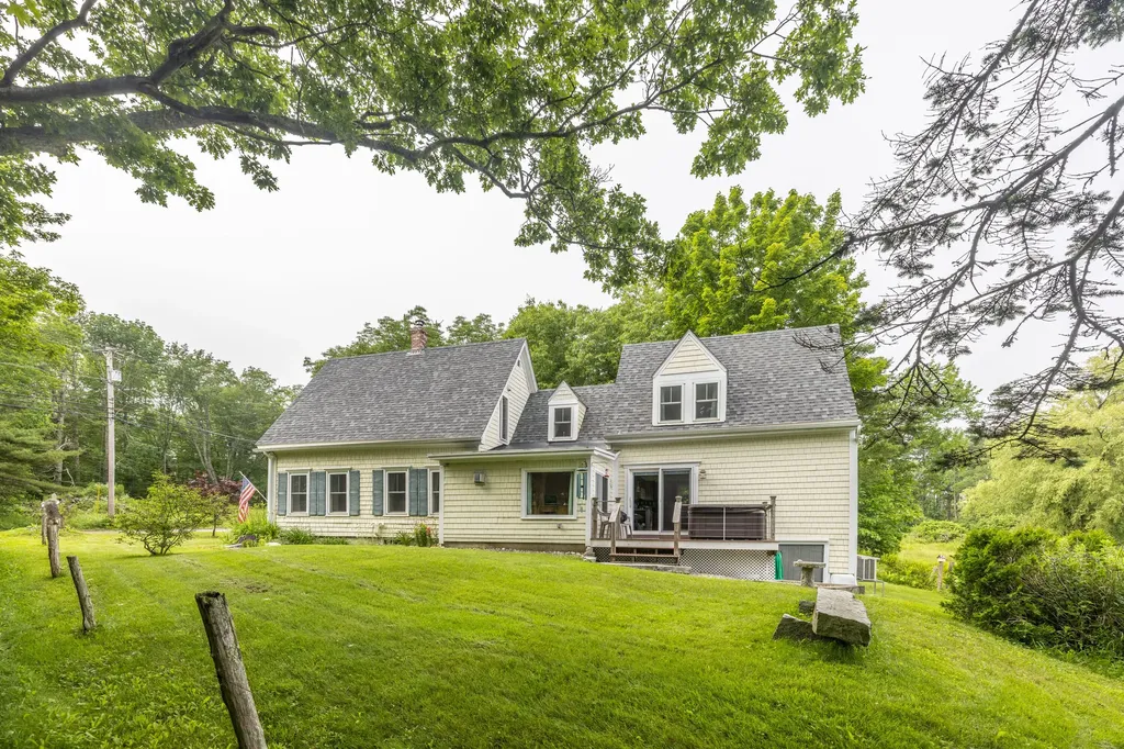 2597 Atlantic Highway Lincolnville ME 04849