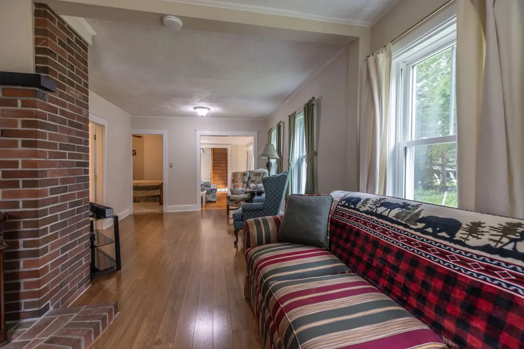 2597 Atlantic Highway Lincolnville ME 04849