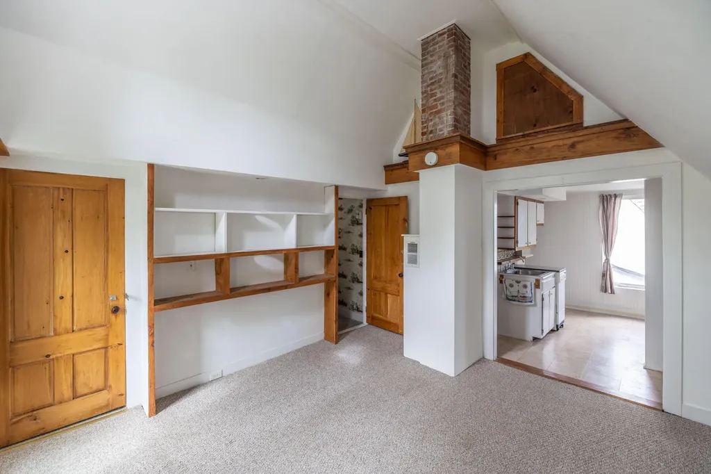 2597 Atlantic Highway Lincolnville ME 04849