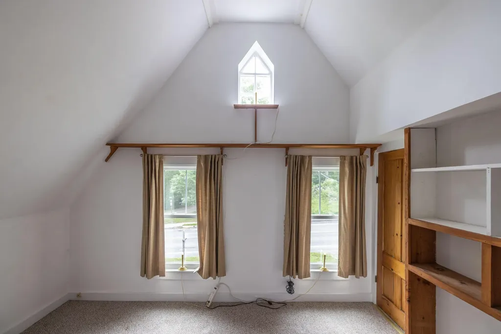 2597 Atlantic Highway Lincolnville ME 04849