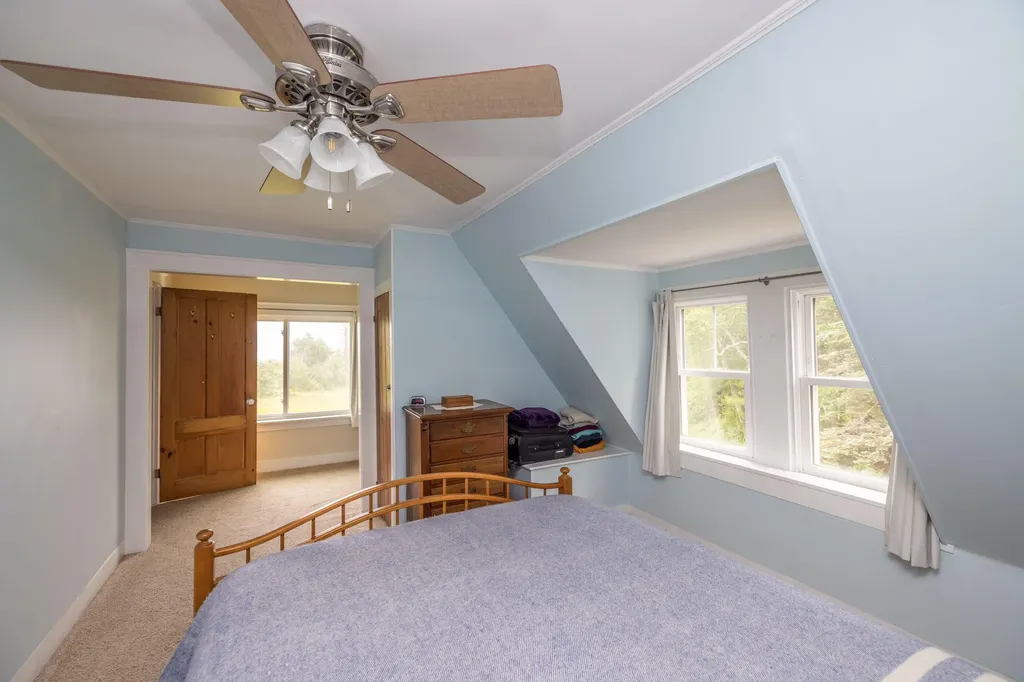 2597 Atlantic Highway Lincolnville ME 04849