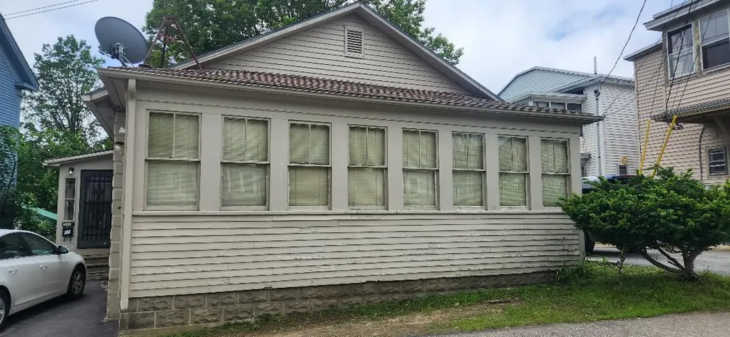 26 Island Avenue Sanford ME 04073