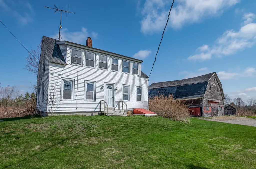 294 Troy Road Burnham ME 04922