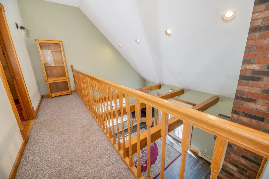 90 Hunts Meadow Road Pittston ME 04345