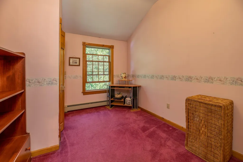 90 Hunts Meadow Road Pittston ME 04345