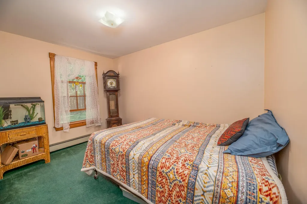 90 Hunts Meadow Road Pittston ME 04345