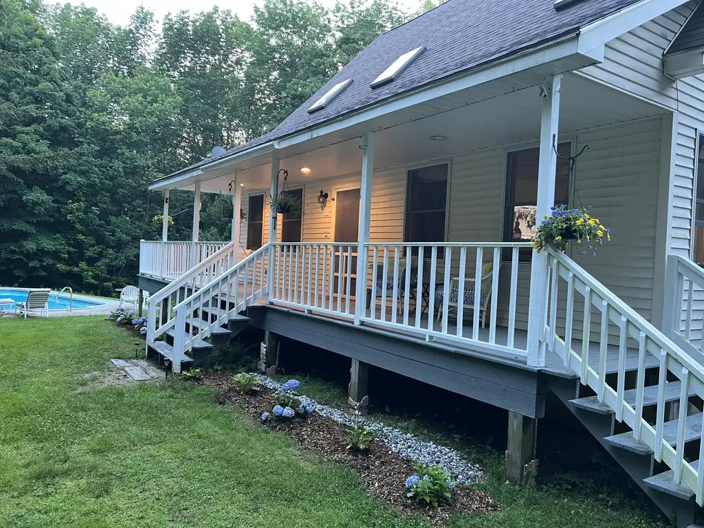 6 Conifer Lane Skowhegan ME 04976