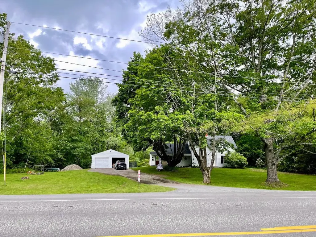 767 Main Street Bradley ME 04411