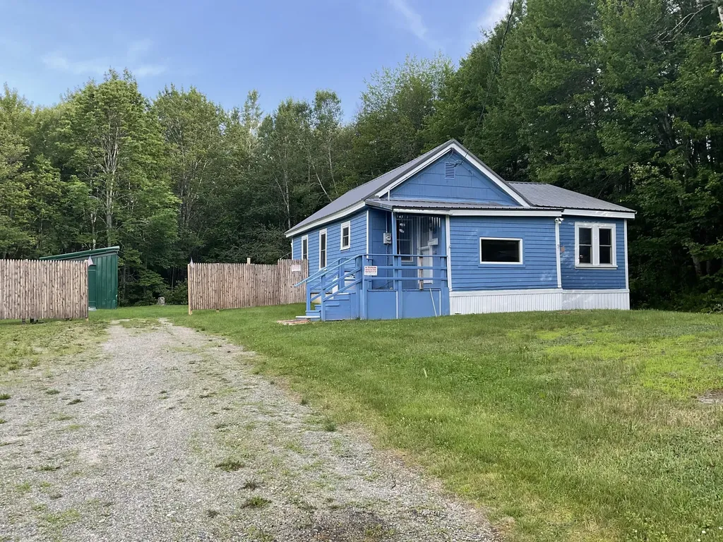 1487 Main Road Greenbush ME 04418