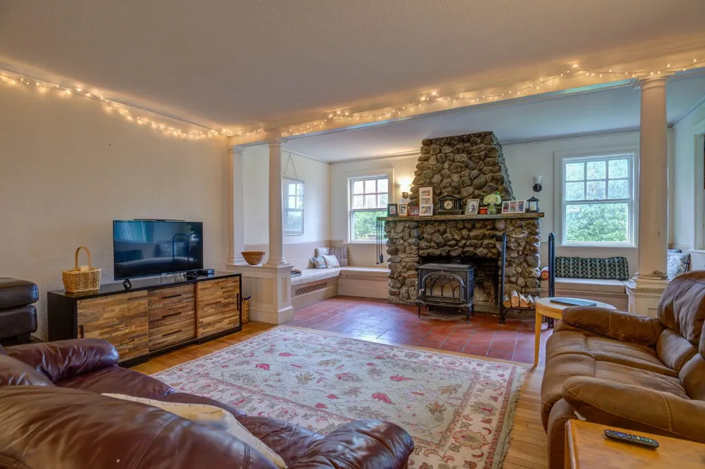 14 Allen Hill Road Oxford ME 04270