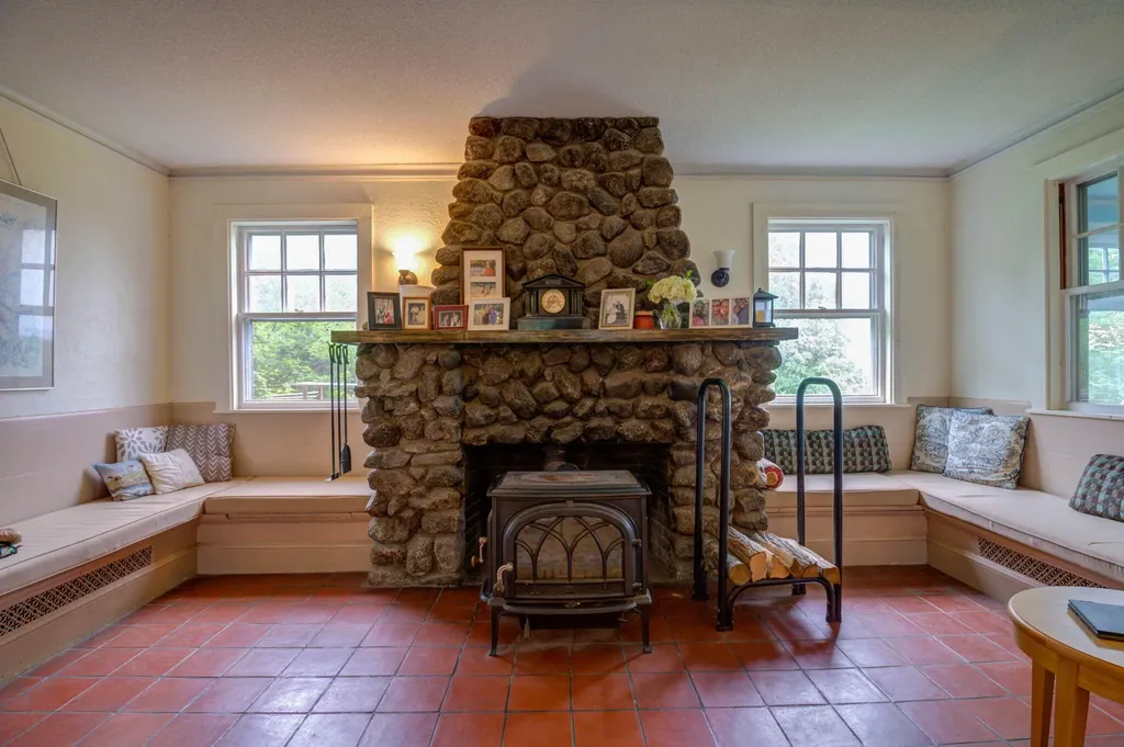 14 Allen Hill Road Oxford ME 04270