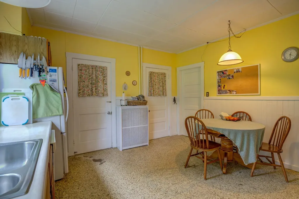 14 Allen Hill Road Oxford ME 04270