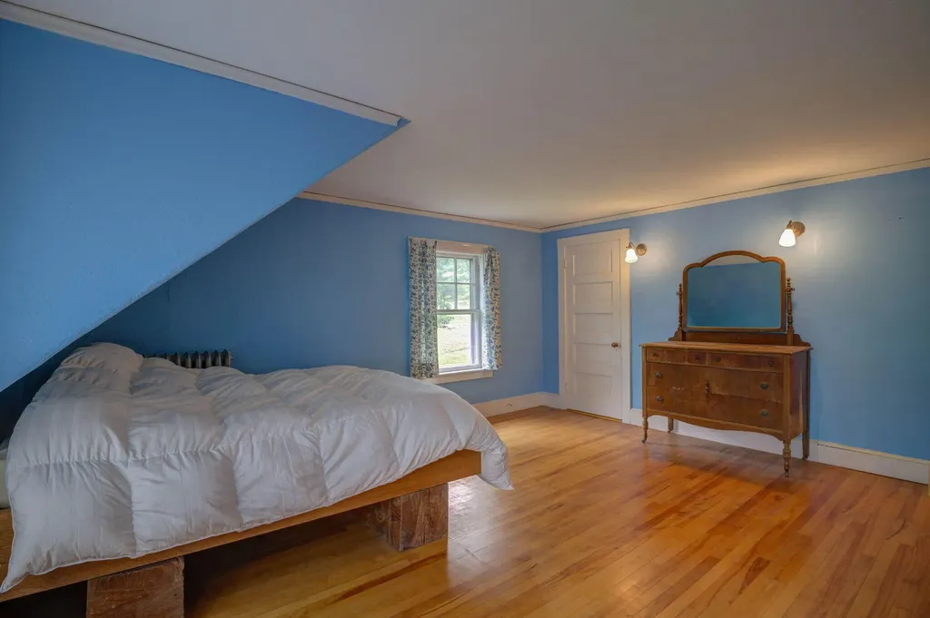 14 Allen Hill Road Oxford ME 04270