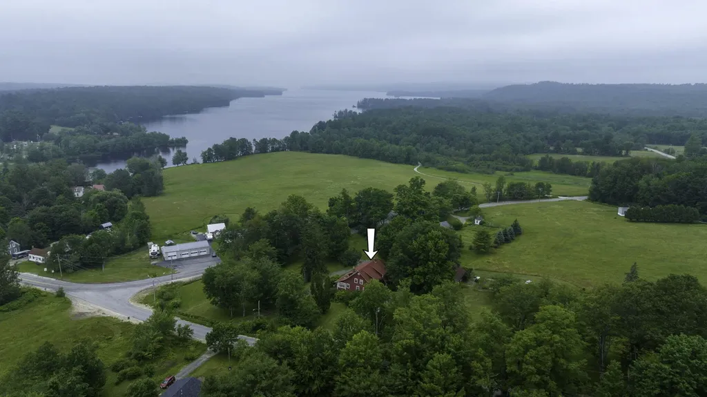 14 Allen Hill Road Oxford ME 04270