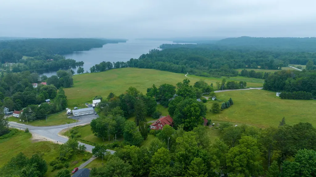 14 Allen Hill Road Oxford ME 04270