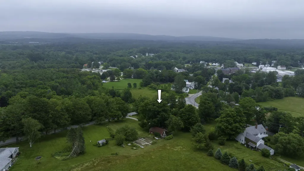 14 Allen Hill Road Oxford ME 04270