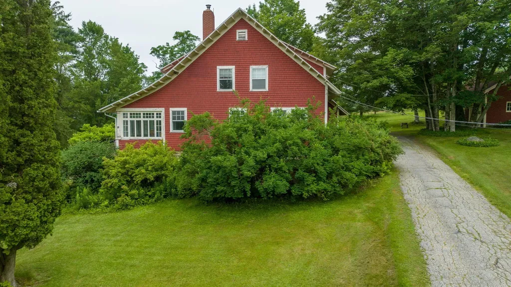 14 Allen Hill Road Oxford ME 04270