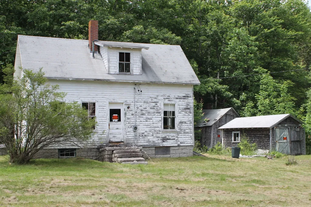 1023&1025 Main Street Mount Desert ME 04660