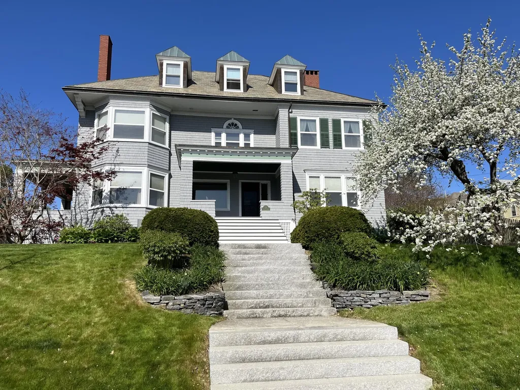 118 Beacon Street Portland ME 04103