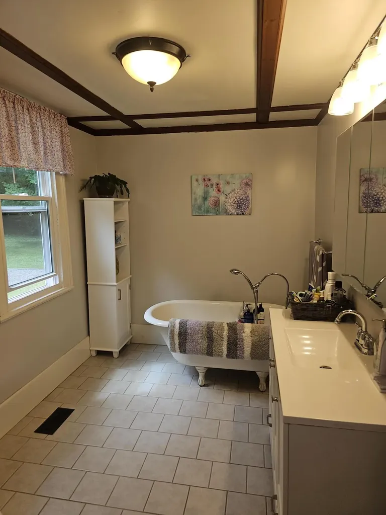 733 Waterville Road Skowhegan ME 04976