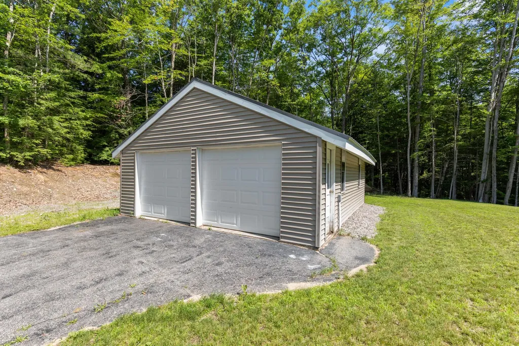 241 Ossipee Trail Porter ME 04068
