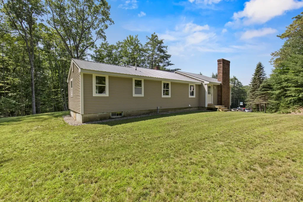 241 Ossipee Trail Porter ME 04068