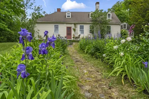 88 Bath Road Wiscasset ME 04578