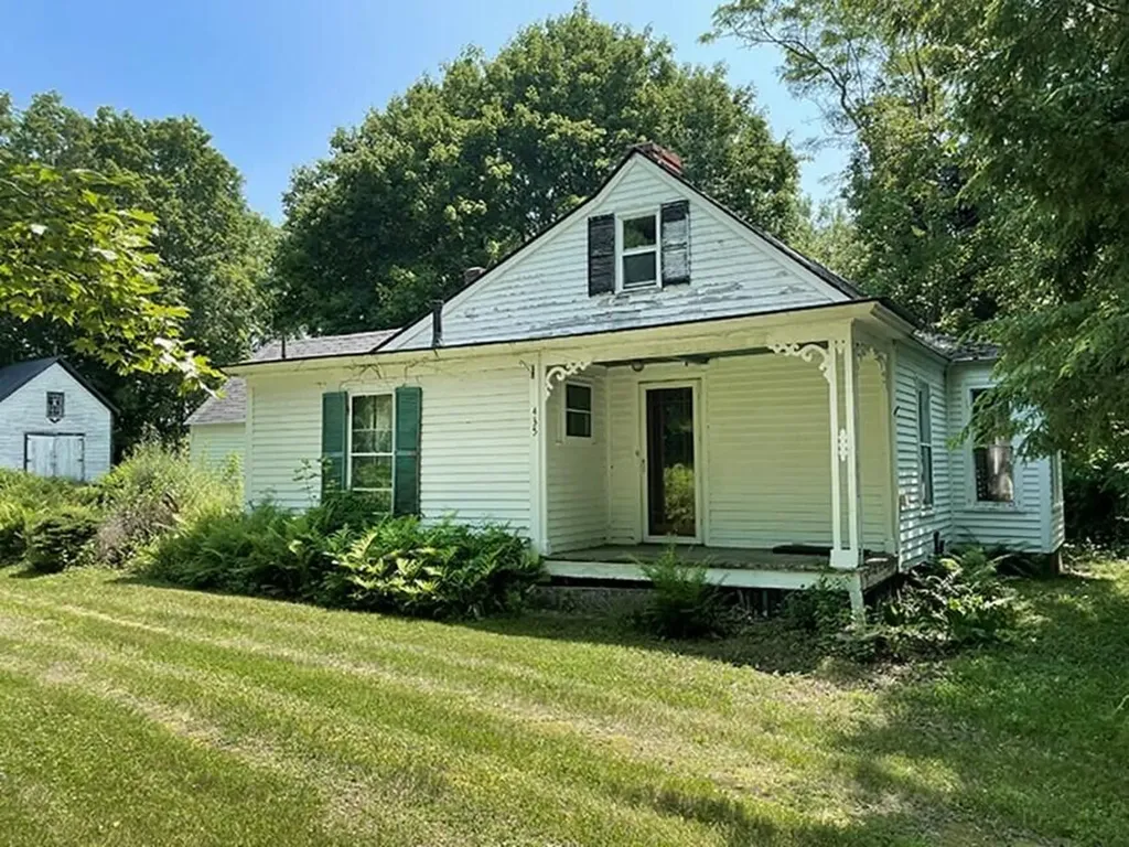 435 Leighton Road Augusta ME 04330