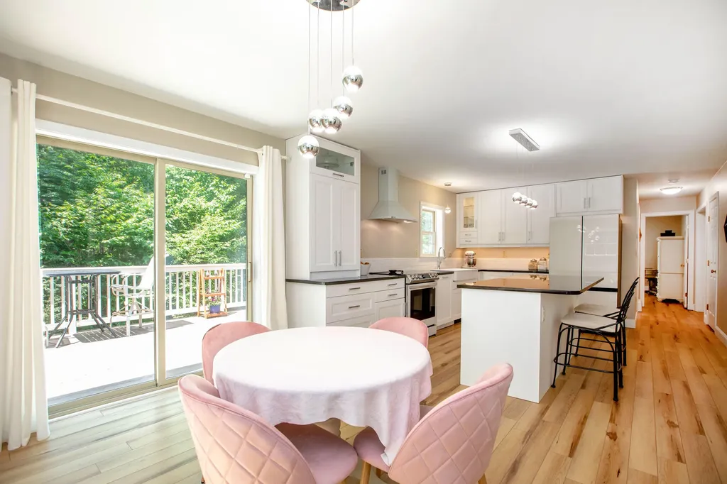 5 Kingfisher Drive Brunswick ME 04011