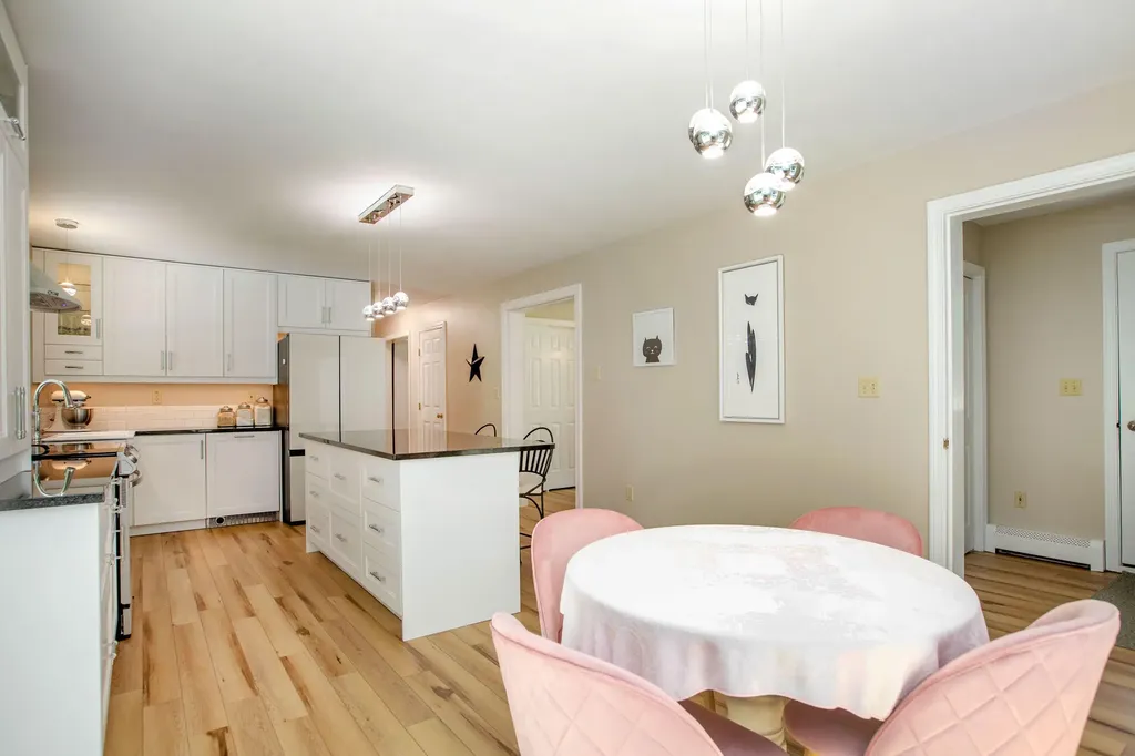 5 Kingfisher Drive Brunswick ME 04011