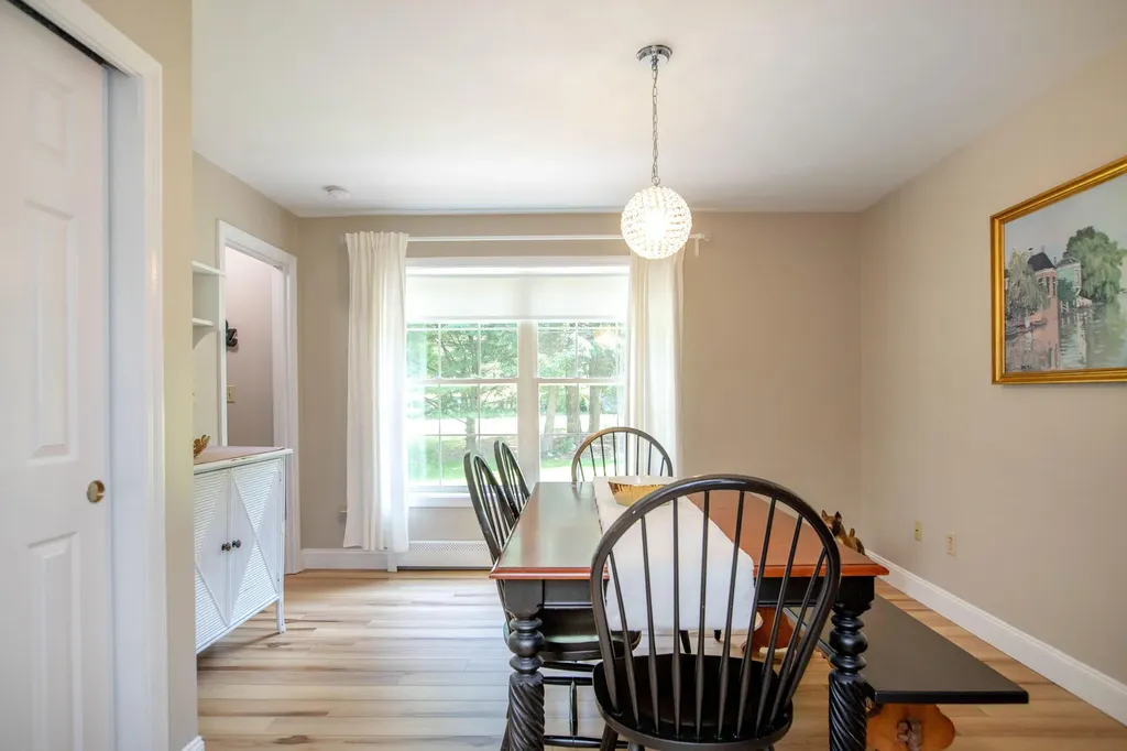 5 Kingfisher Drive Brunswick ME 04011