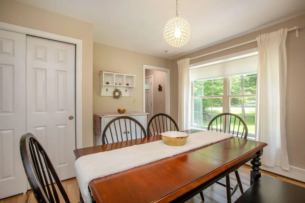 5 Kingfisher Drive Brunswick ME 04011