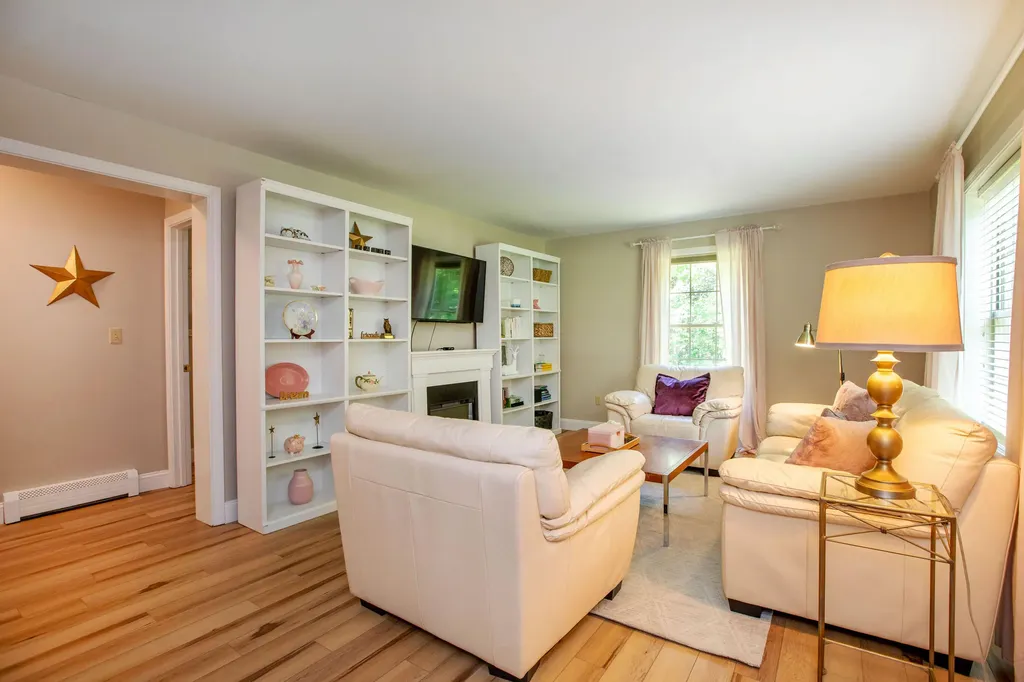 5 Kingfisher Drive Brunswick ME 04011