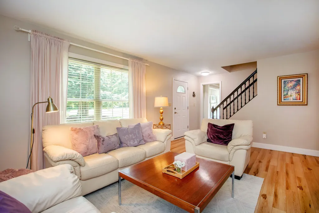 5 Kingfisher Drive Brunswick ME 04011