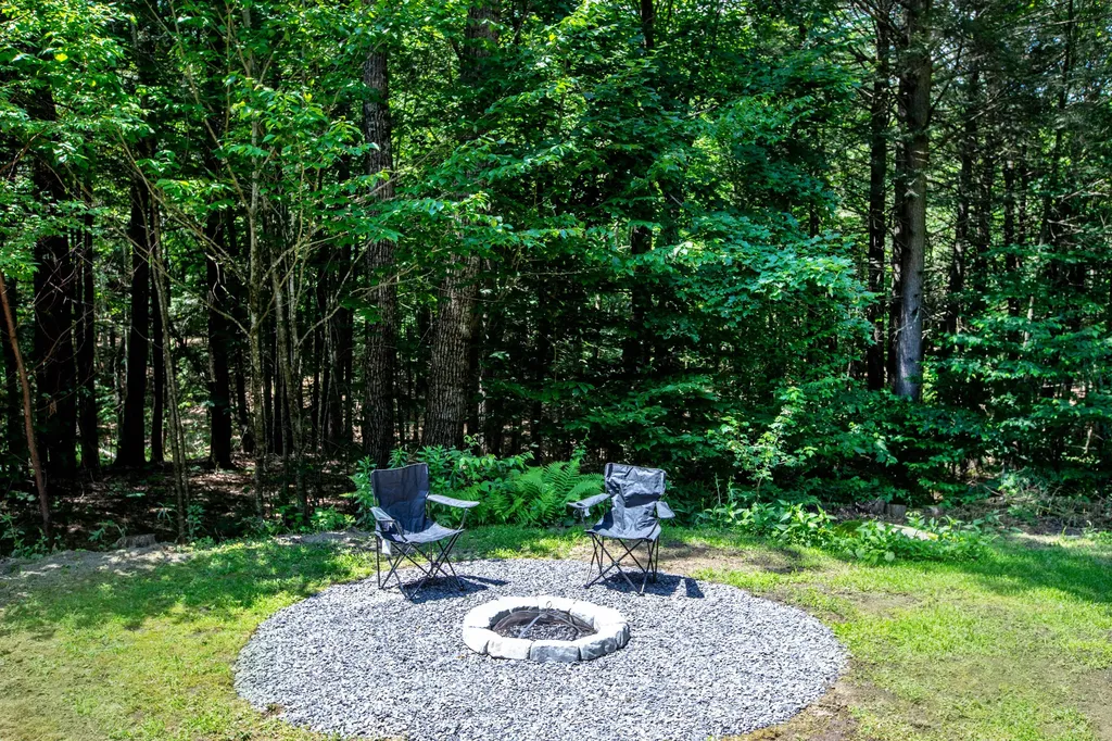 5 Kingfisher Drive Brunswick ME 04011