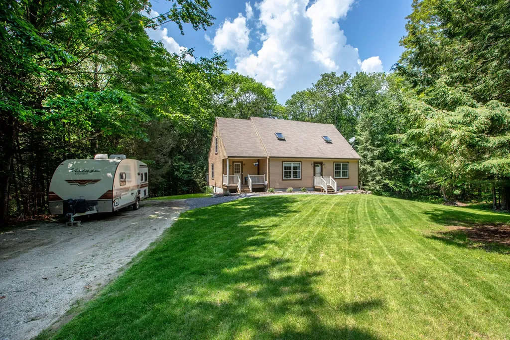 5 Kingfisher Drive Brunswick ME 04011