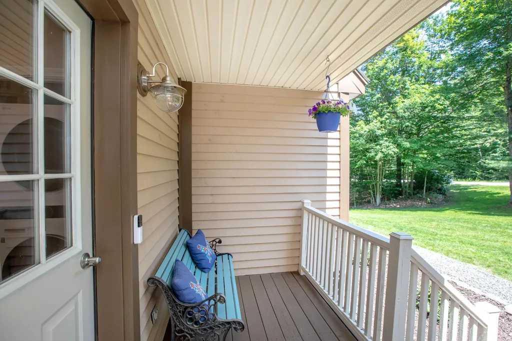 5 Kingfisher Drive Brunswick ME 04011