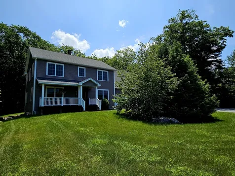33 Wildwood Landing Sabattus ME 04280